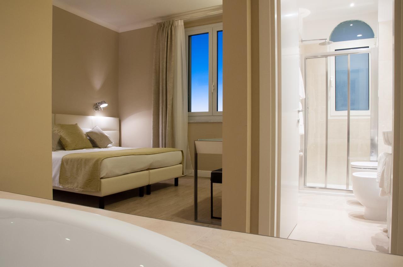 Universal 3* Livorno